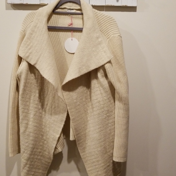Umgee Sweaters - NWT! Umgee sweater cardigan